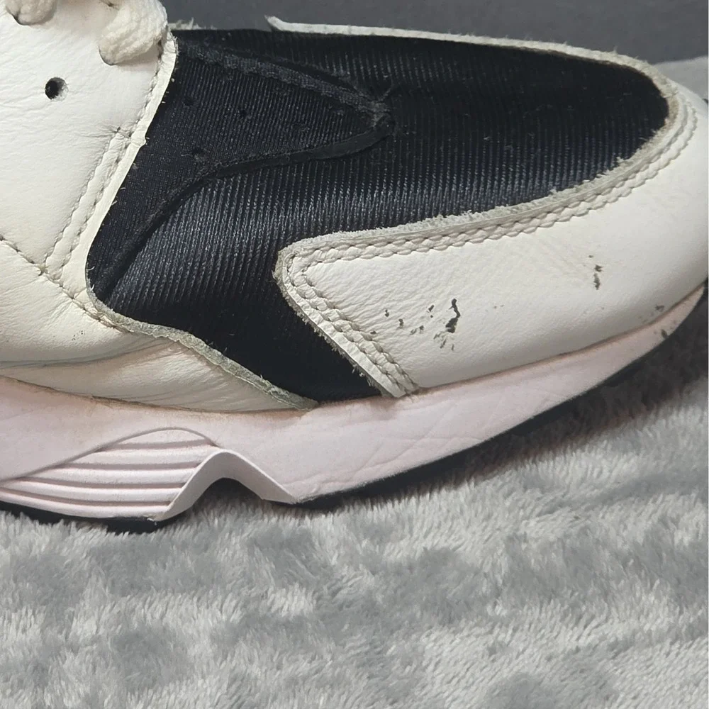 Size 9.5 - Nike Air Huarache OG Orca